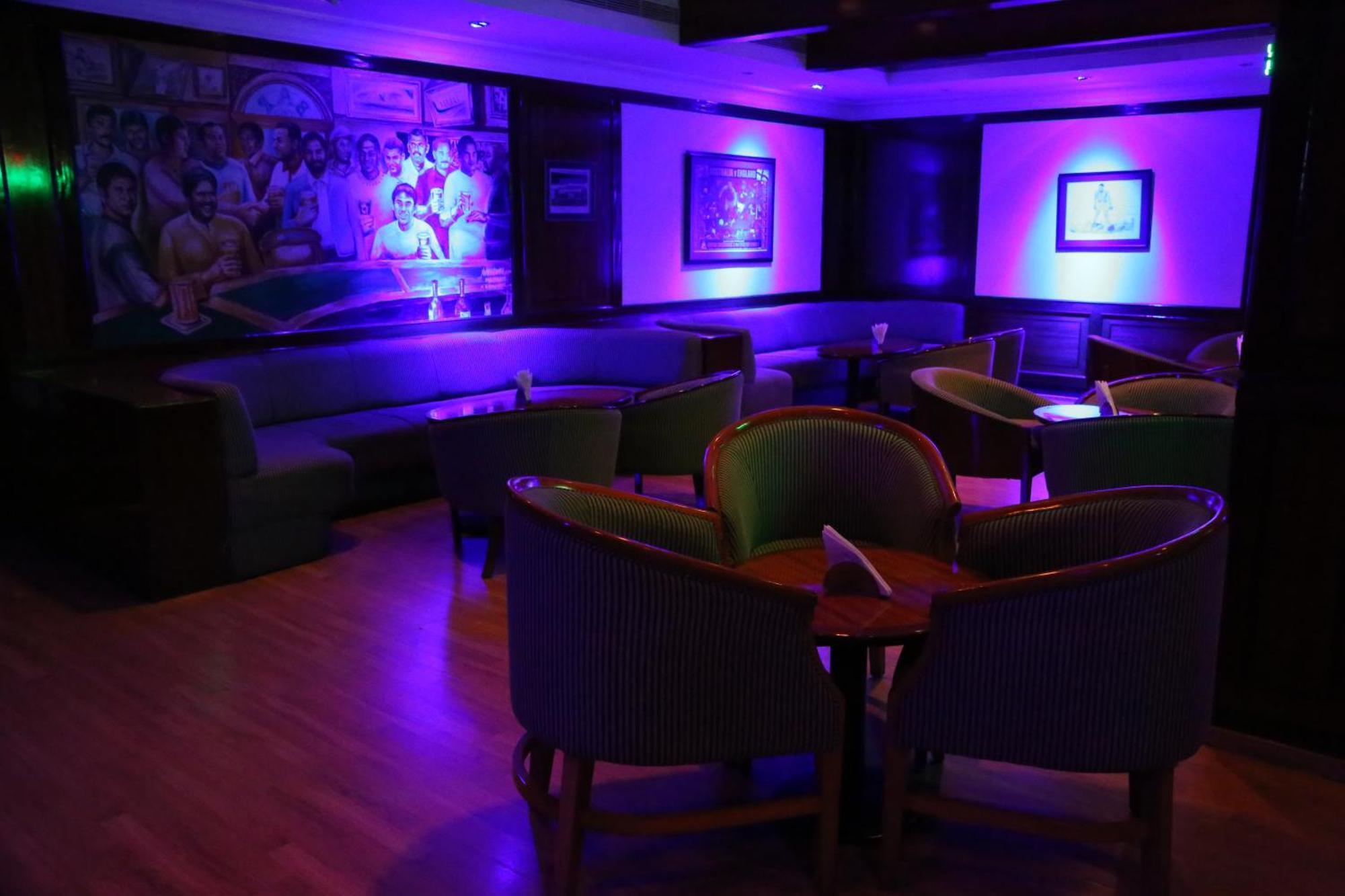 Gokulam Park Hotel Kochi Kültér fotó