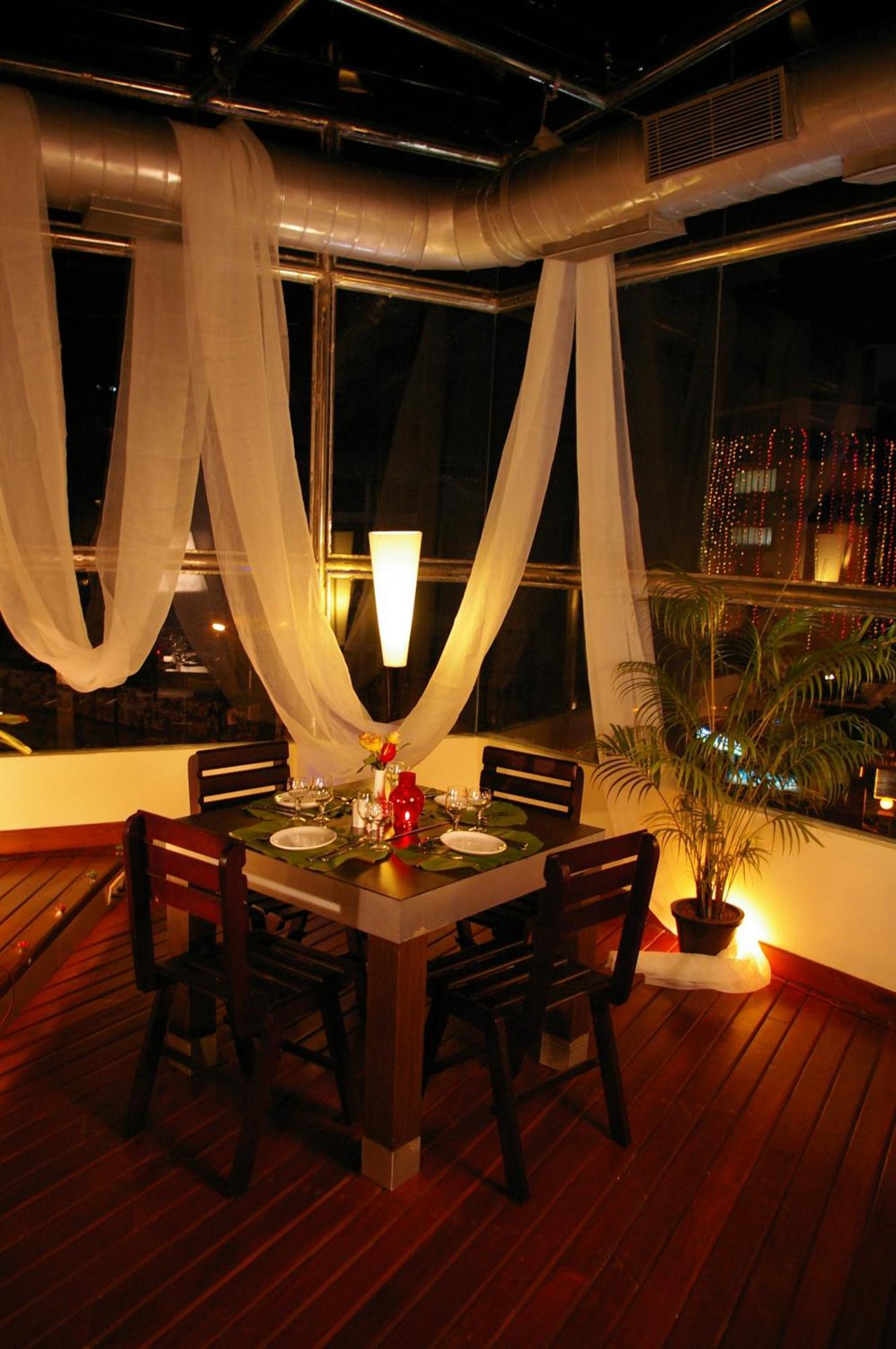 Gokulam Park Hotel Kochi Kültér fotó