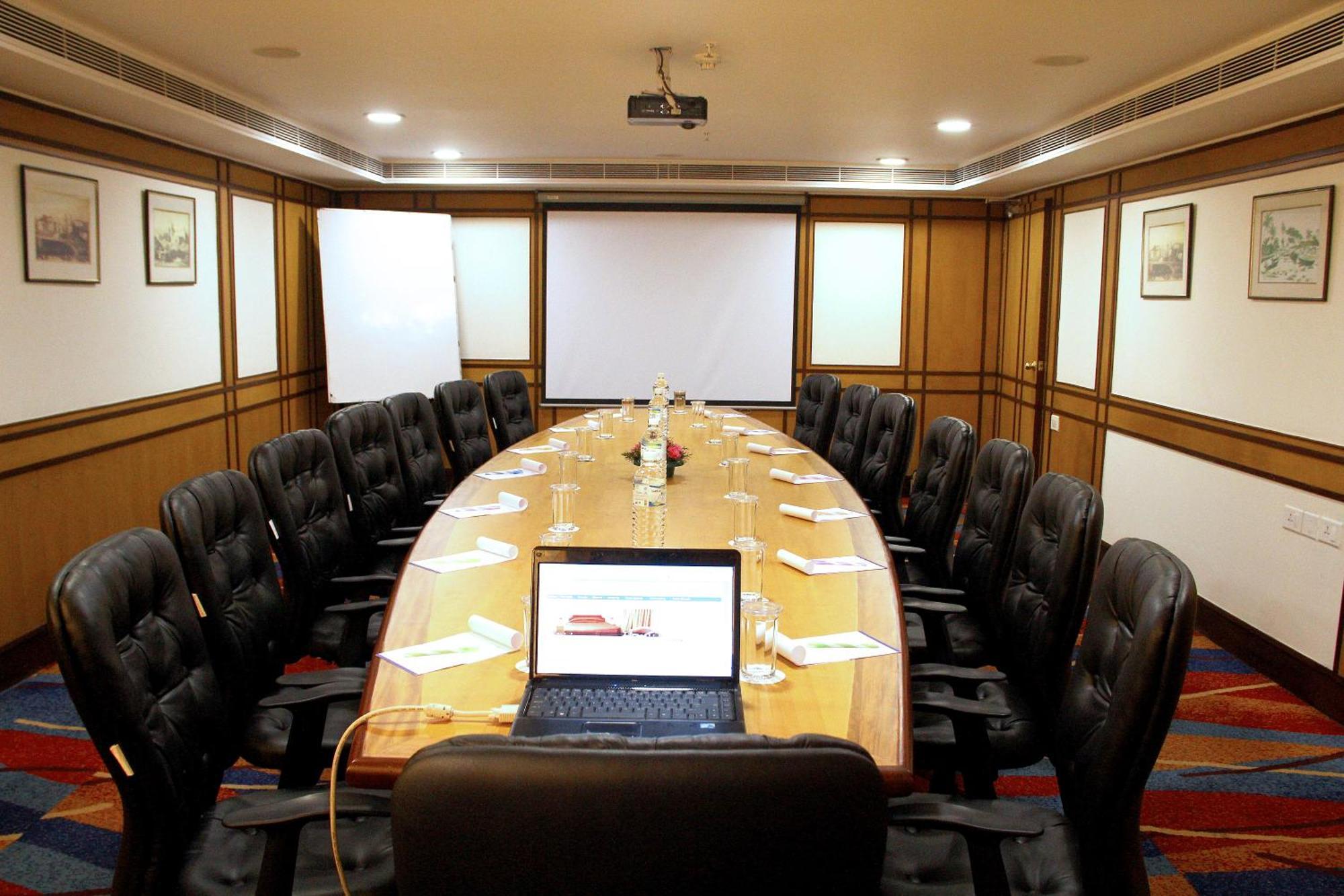 Gokulam Park Hotel Kochi Kültér fotó