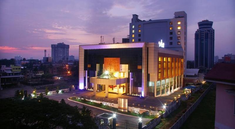 Gokulam Park Hotel Kochi Kültér fotó